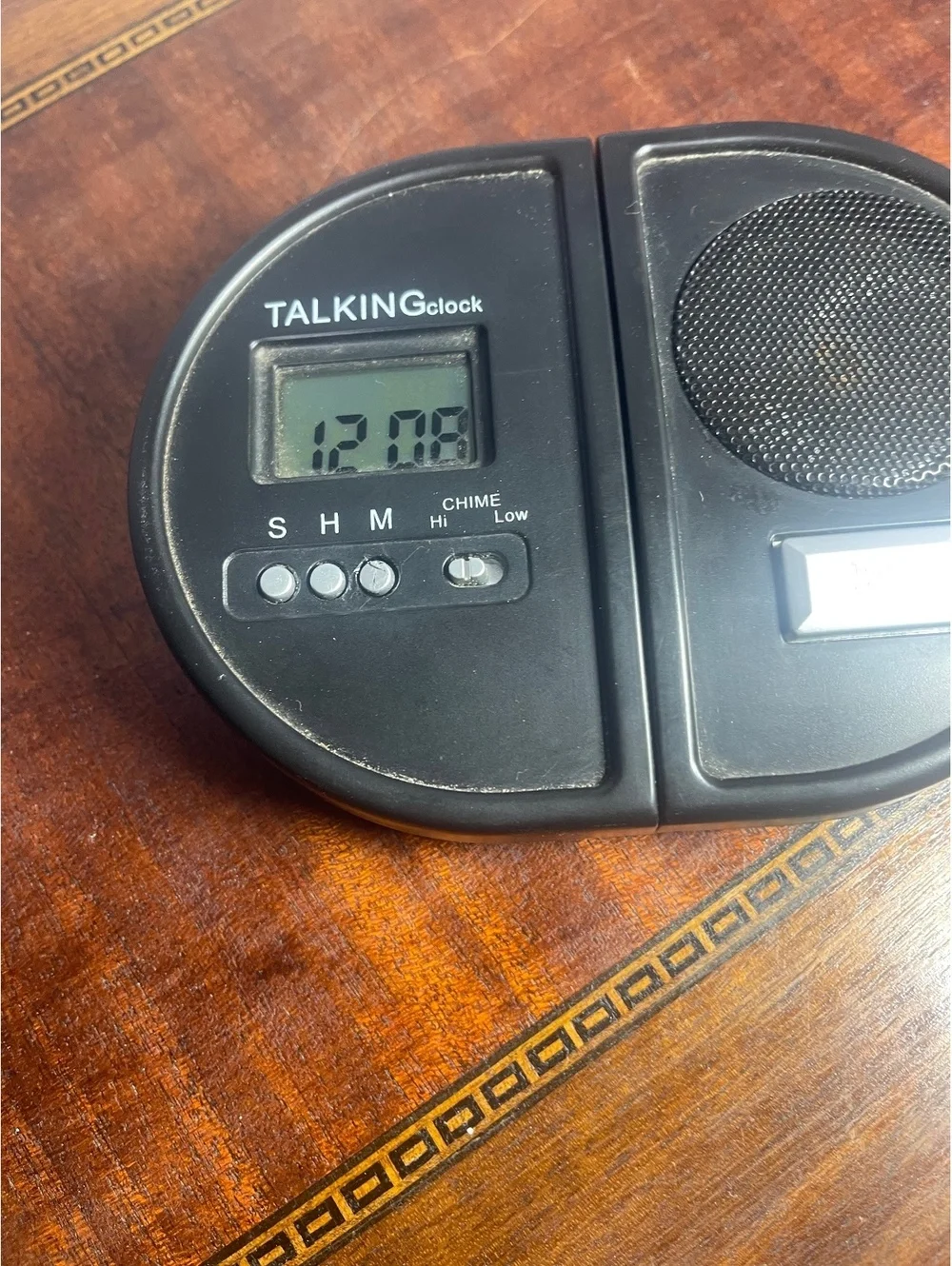 Vintage Taking Clock Talking Digital Clock with Speaker and Chime Function